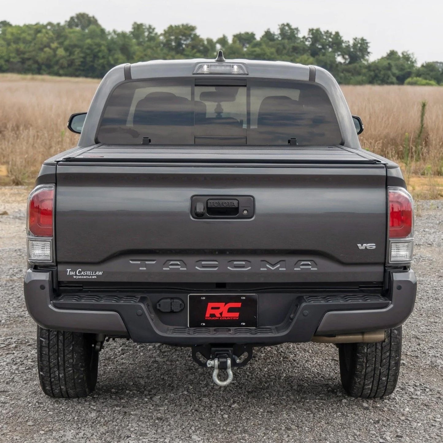 Rough Country Hard Low-Profile Tri-Fold Tonneau Cover for Toyota Tacoma (2016–2023) - Low-Profile Aluminum Truck Bed Cover, Fits 6' Bed (72.5")