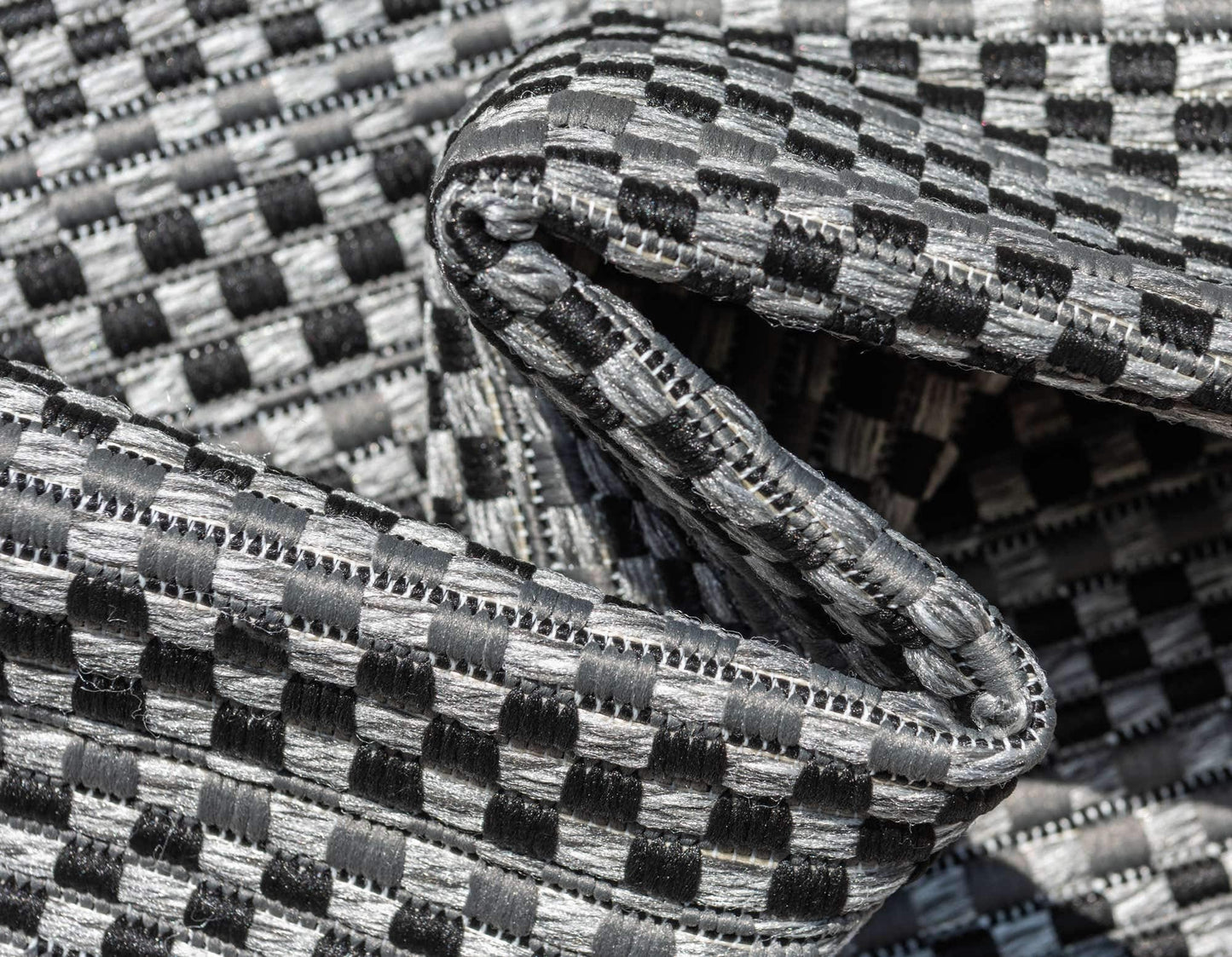 Unique Loom Outdoor Border Collection Area Rug - Checkered (8' x 11' 4" Rectangle, Gray/ Black)