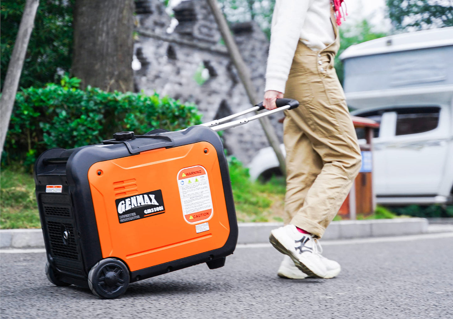 GENMAX Portable Generator，5500W Ultra-Quiet Gas Engine, EPA Compliant, Eco-Mode Feature, Ultra Lightweight for Backup Home Use & Camping (GM5500i)