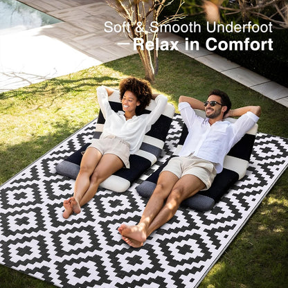 OLANLY Waterproof Outdoor Rug - Versatile 5x8 ft Plastic Straw Mat for Camping & Porch | Black & White