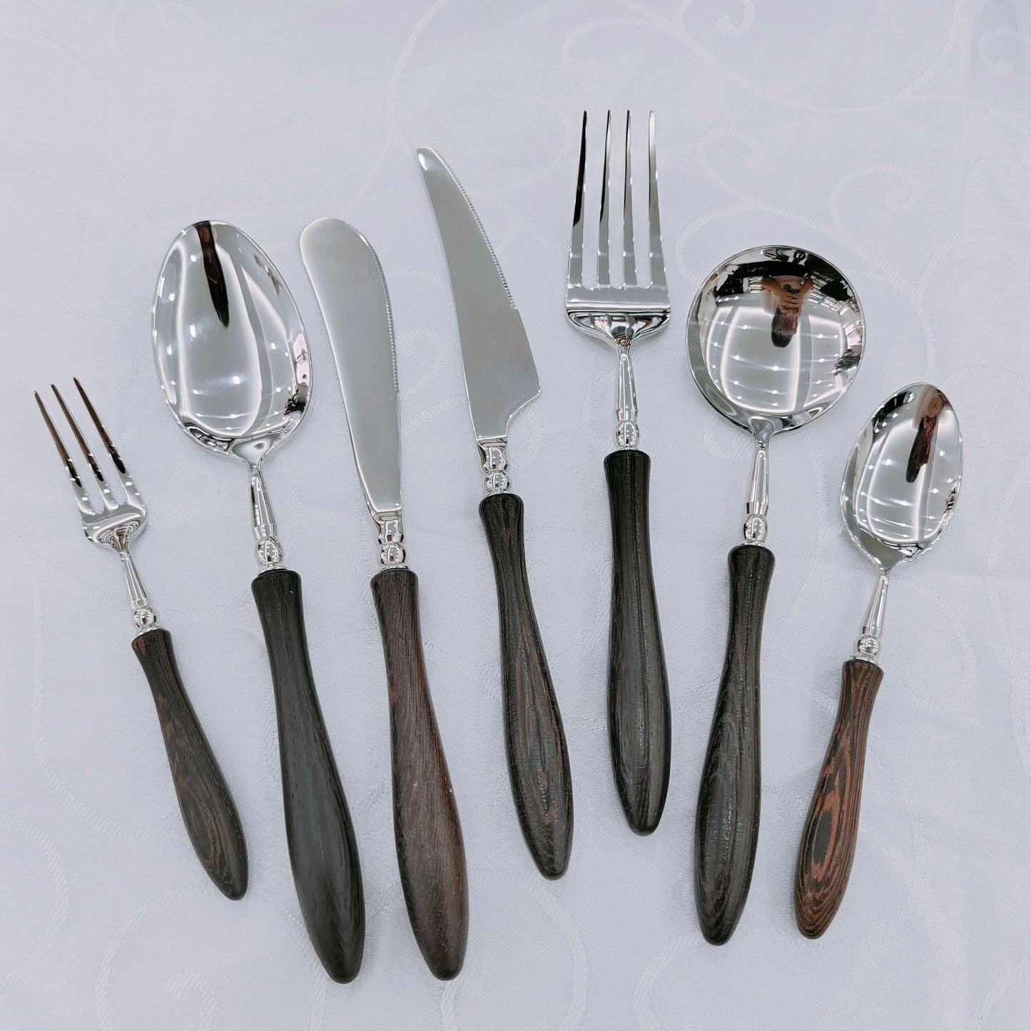 42PCS Utensils Wood Handle Silverware Set Cutlery Set for 6 ZILNEHZ Flatware Luxury Utensil Sets Stainless Steel for Kitchen Include Fork Knife Spoon Tableware for Kitchen Hotel Banquet Seder