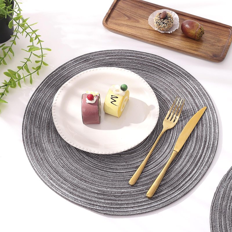 SHACOS Round Braided Placemats Set of 8 Round Table Mats for Dining Tables Non Slip Washable (Black Grey, 8)