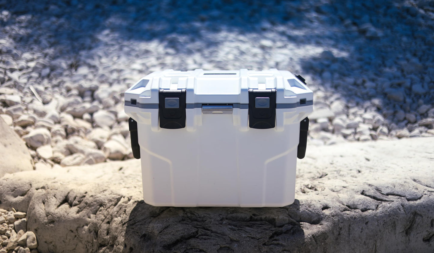 Hard Cooler Box 16 QT - Portable Ice Chest, 15-Can Capacity, Waterproof, Heavy-Duty for Camping, Beach, Outdoor Activities - BluBox