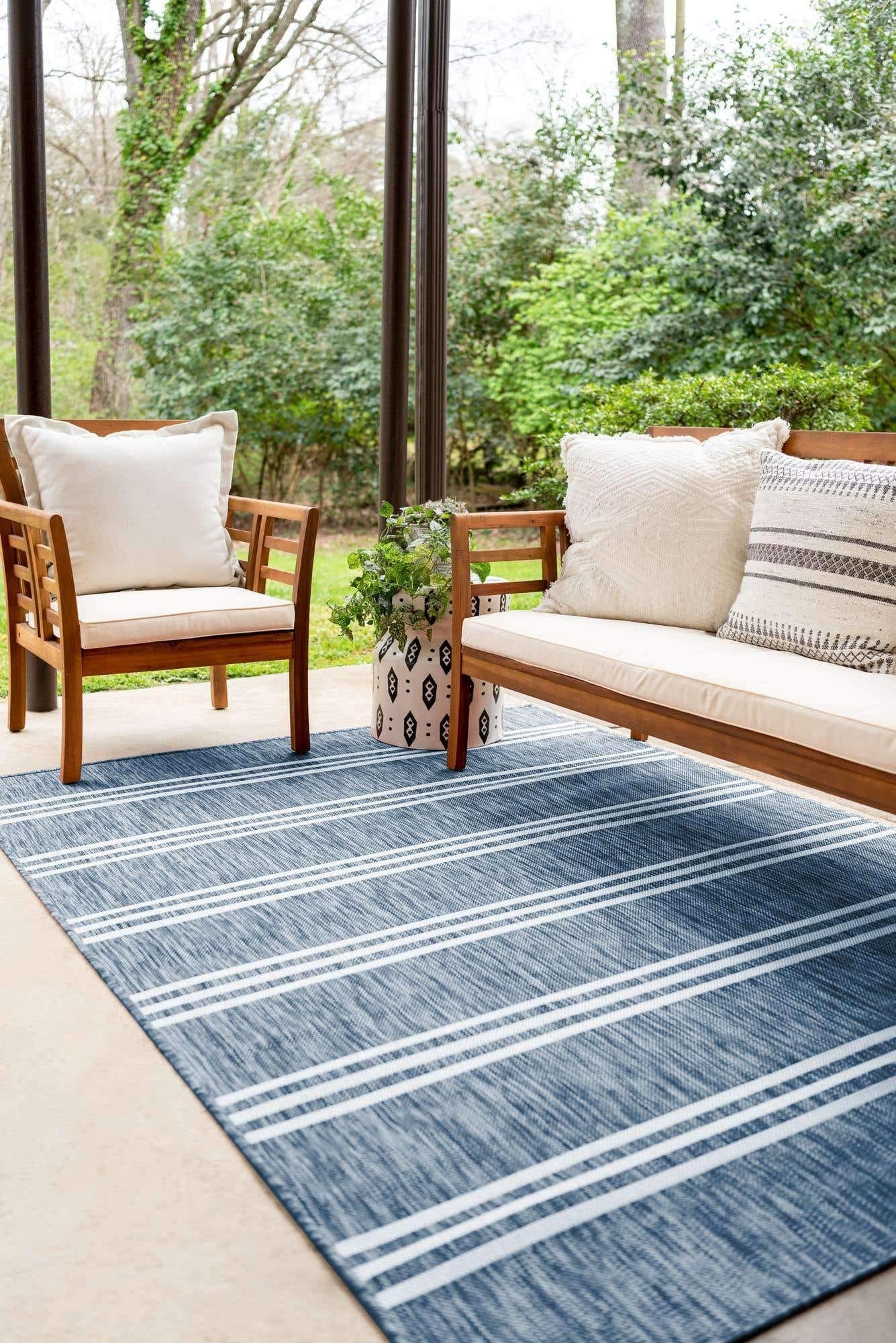Unique Loom Outdoor Collection Area Rug - Anguilla (7' 1' x 10' Rectangle, Blue/ Ivory)