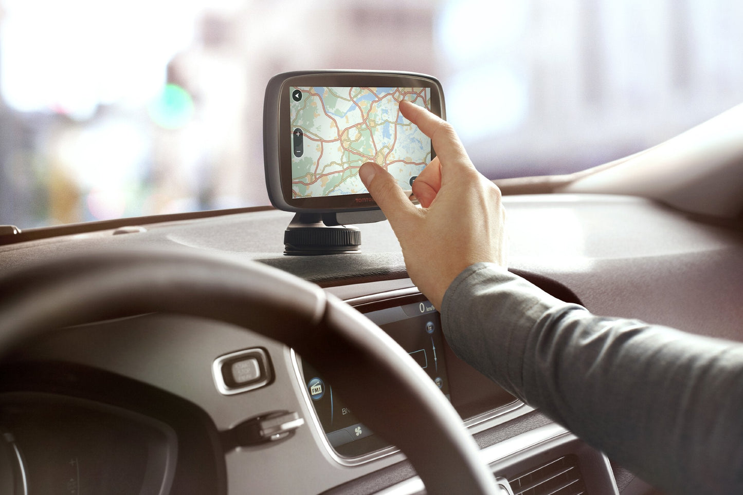 TomTom GO 600 Portable Vehicle GPS