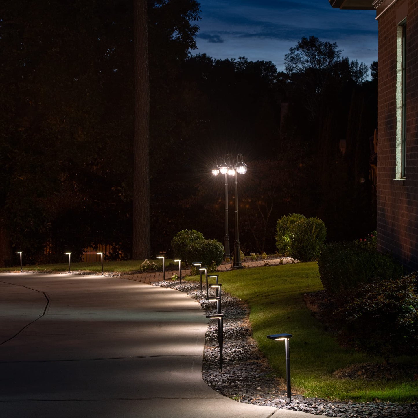 Gama Sonic Contemporary Black Square Solar Garden Light, Heavy Duty Cast Aluminum 80 Lumen with Bright White and Warm White LED Options, 26.75 in Tall for Sidewalk, Pathway, 2-Pack 117iP290080