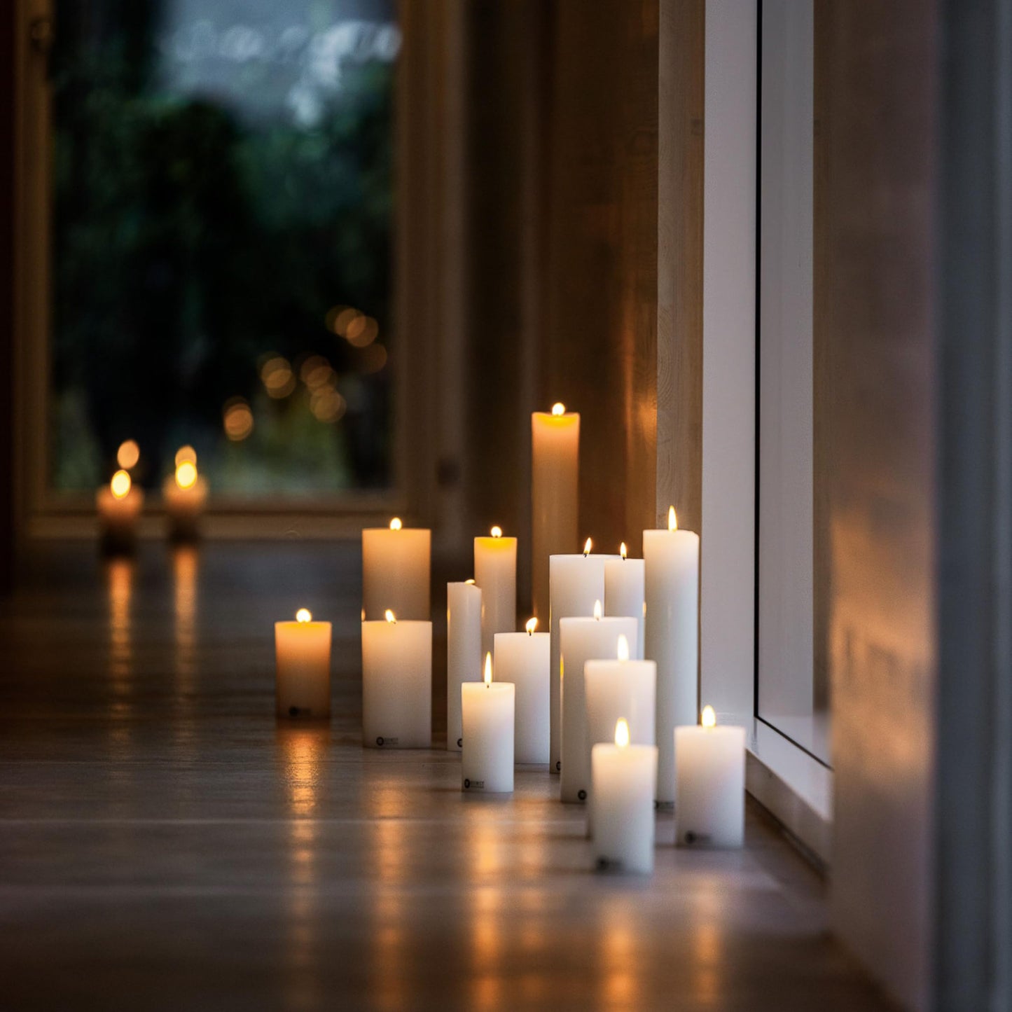 White Pillar Candles, Handmade in Europe, 4 Pack – RSPO Certified, Dripless & Smokeless Velas, Long Burning Candles 70 Hours per Large Candle, Unscented Candle Set (4 pcs, Ø 2.8 in x H 4.7 in, White)
