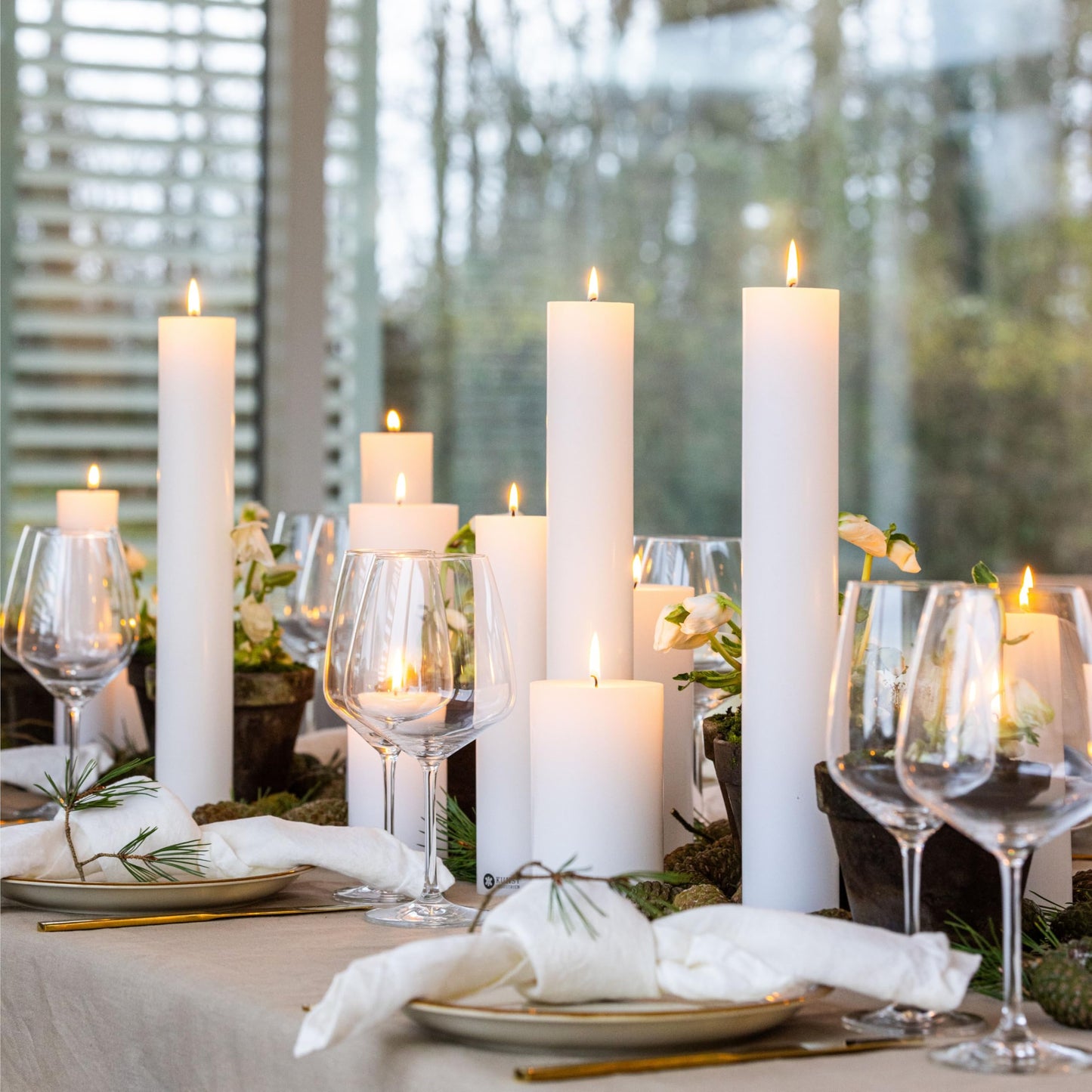 White Pillar Candles, Handmade in Europe, 4 Pack – RSPO Certified, Dripless & Smokeless Velas, Long Burning Candles 70 Hours per Large Candle, Unscented Candle Set (4 pcs, Ø 2.8 in x H 4.7 in, White)