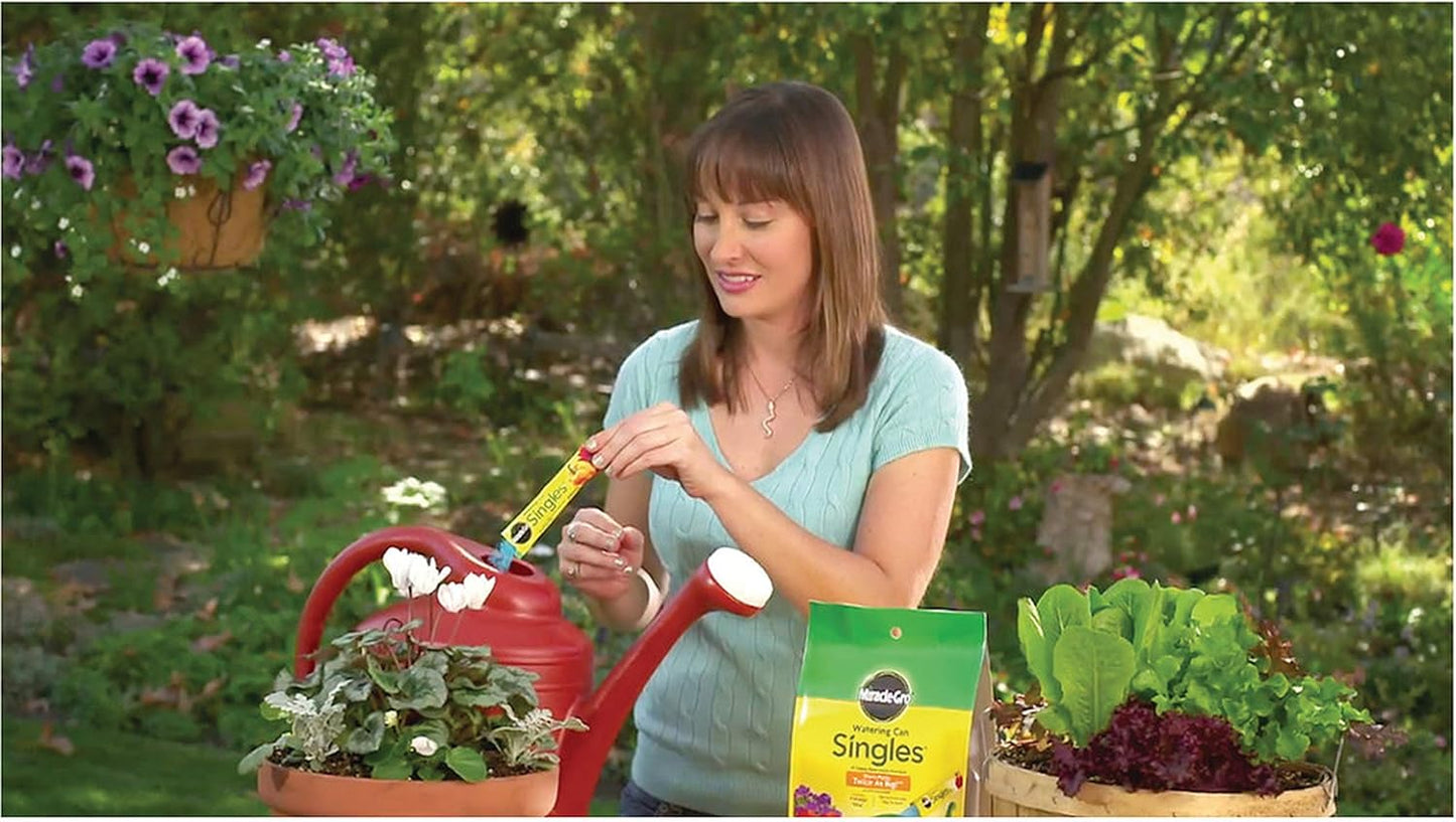Miracle-Gro Watering Can Singles - All-Purpose Water Soluble Plant Food | 24 Packets for Flowers & Vegetables