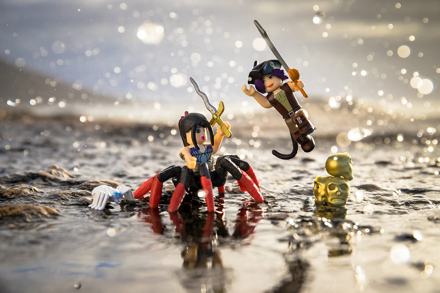 Roblox Action Collection - Neverland Lagoon: Salameen the Spider Queen Game Pack [Includes Exclusive Virtual Item]