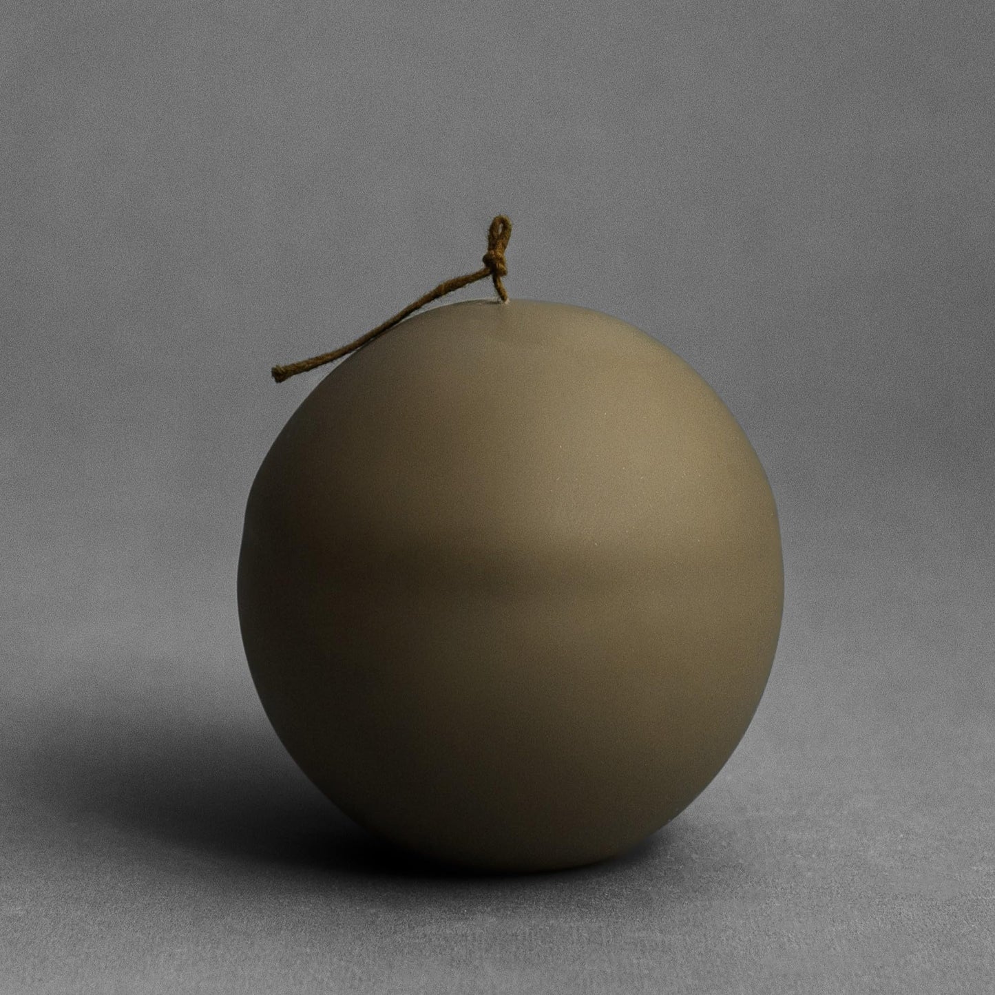 LAWA Imperfect Sphere Candle - Beautiful Handmade Pillar Scented Soy Wax Elegant Aesthetic Candle Housewarming Gift Home Room Shelf Decor Idea (Earthy Green, Large)