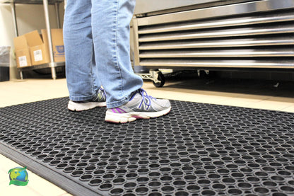 Envelor 4 Pack Anti Fatigue Mats for Kitchen Floor, Rubber Bar Mats, Non Slip Commercial Floor Mat with Drainage Holes, Indoor Outdoor Rubber Mat for Restaurant, Garage, Entryway 24 x 36 in