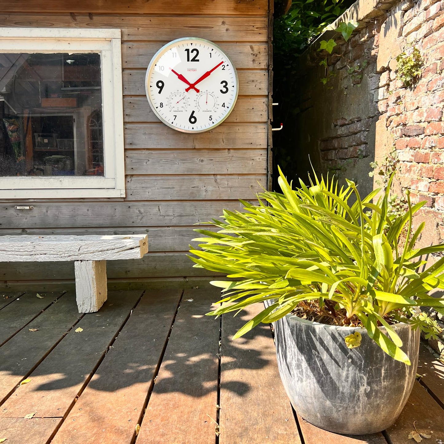 Cloudnola Indoor Outdoor Waterproof Metal Wall Clock with Thermometer and Hygrometer, Gray Zinc, 18 inch Silent Non-Ticking Battery Operated Quality Quartz Round Clock for Patio and Home Decor