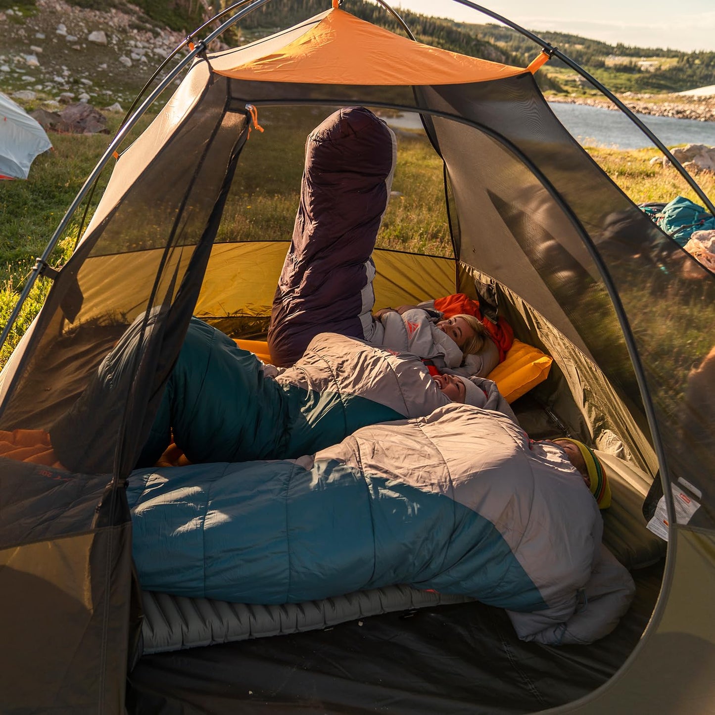 Kelty Grand Mesa 4P Backpacking Tent – 3 Season 2 Man Camping Thru Hiking Shelter, Aluminum Poles, Single Door + Vestibule (4P)
