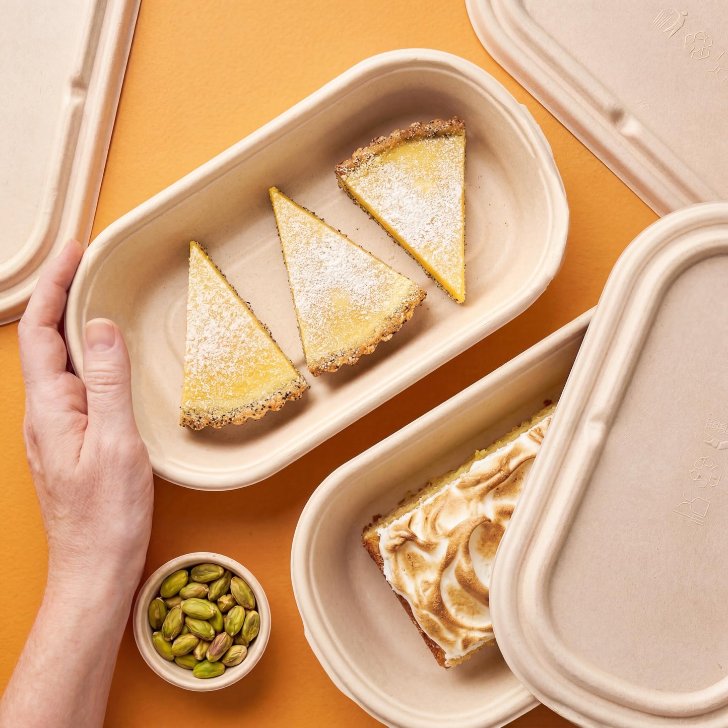 SugaWrap Disposable 28oz Oval Food Containers with Lids - Eco-Friendly Biodegradable Bamboo & Sugarcane, Sturdy & Leak Resistant, Freezer & Microwave Safe for Hot & Cold [400 Bowls + 400 Lids]
