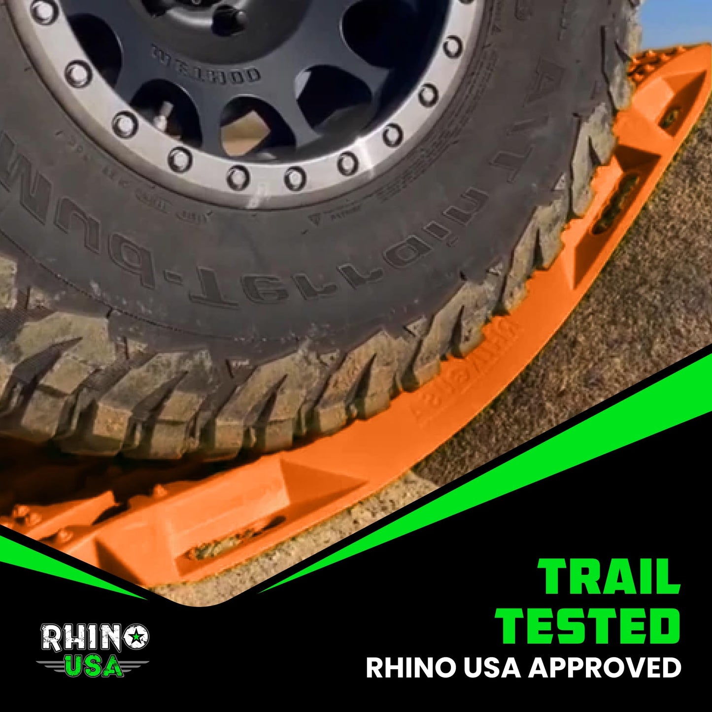 Rhino USA Off-Road Recovery Traction Boards - 2 Pack Ultimate Tire Traction Mountable Mats for 4X4 Vehicles in Sand, Mud & Snow. Heavy Duty Zipper Carry Bag and Leashes Included - (Orange)