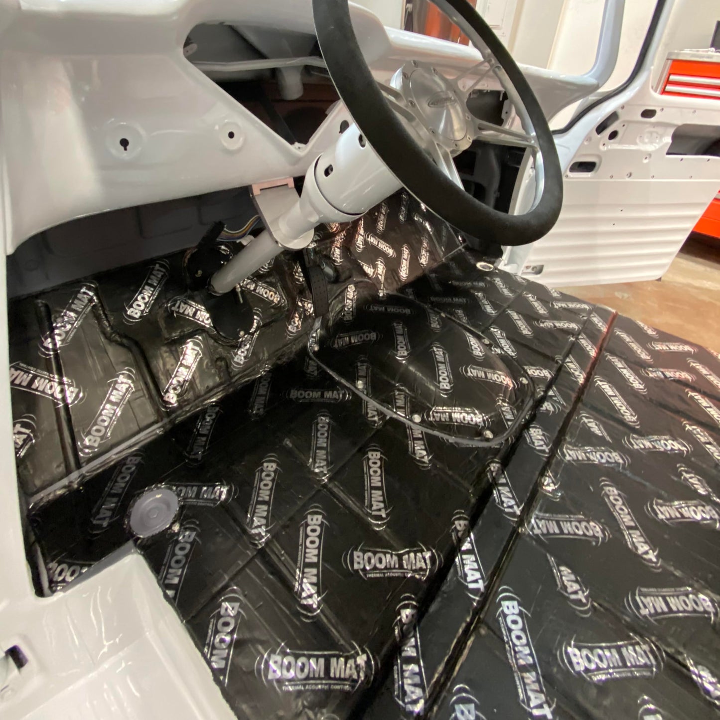 Design Engineering Boom Mat XL Deadening Material | 4mm 12.5" x 24" (15 Sheets) | Black | 050224