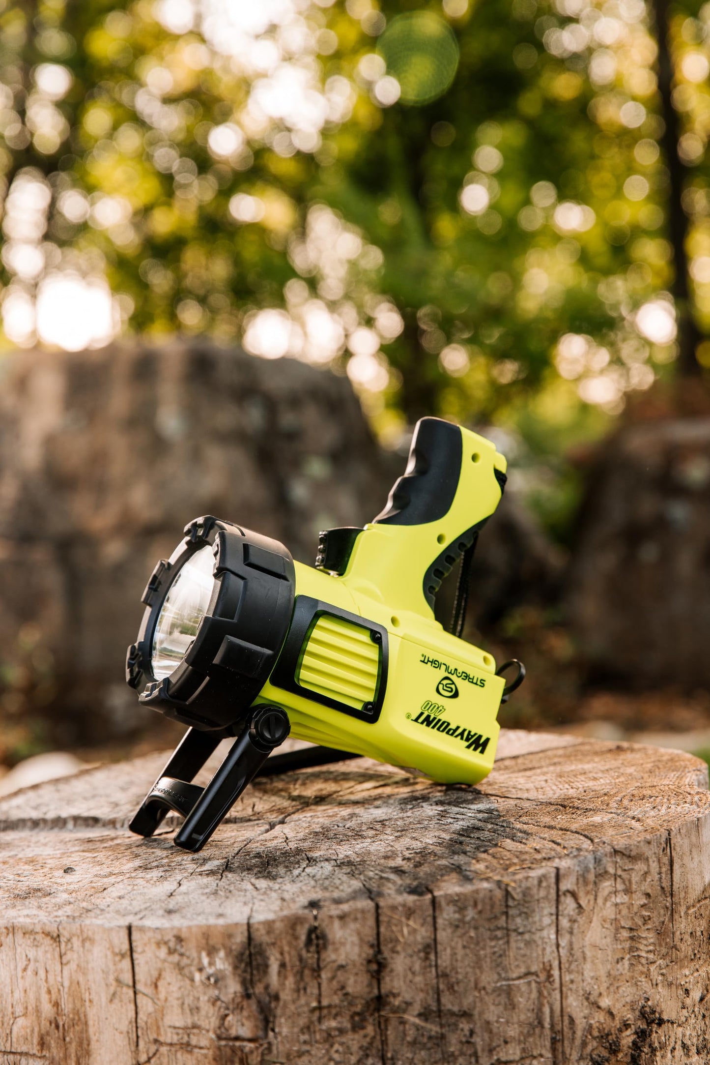 Streamlight 44910 WayPoint 400 1400-Lumen 400,000-Candela Rechargeable Handheld LED Spotlight for Outdoor, Marine, and Emergency Use, Yellow