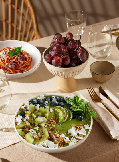 Quatish 35oz Pasta Bowls Set of 6, 8.5" Large Salad Bowls Soup Bowl for Kitchen, Microwave & Dishwasher Safe, Porcelain Wide and Shallow Serving Bowl, White Dinner Plates, Dinnerware Set, Gift
