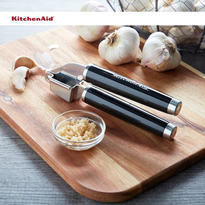 KitchenAid KE132OHOBA Classic Garlic Press
