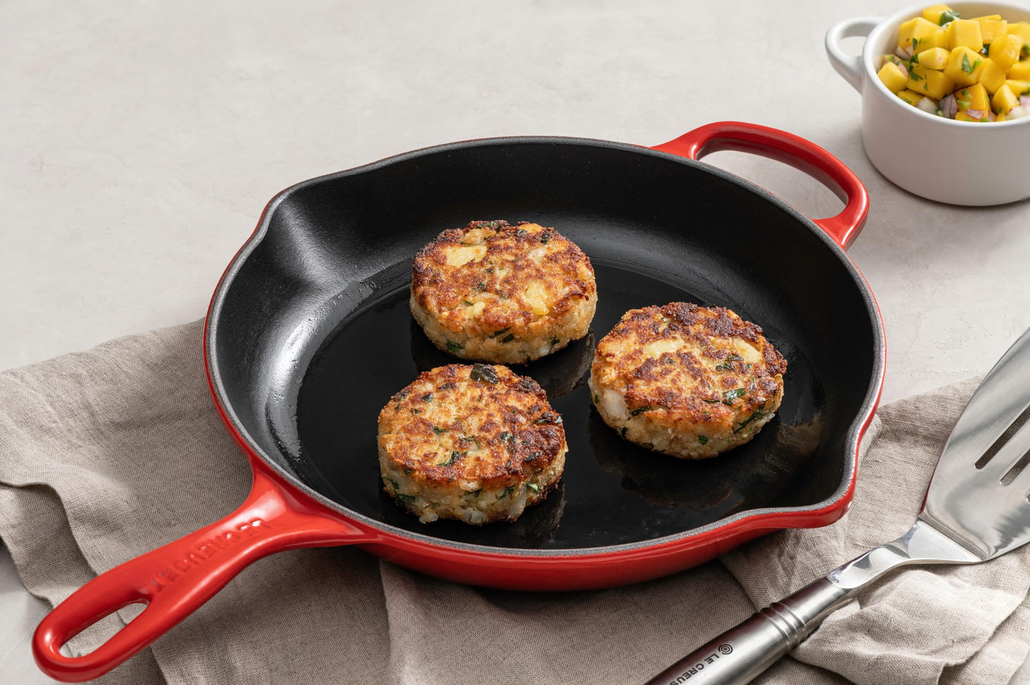 Le Creuset Enameled Cast Iron Signature Round Skillet, 10.25", Cerise