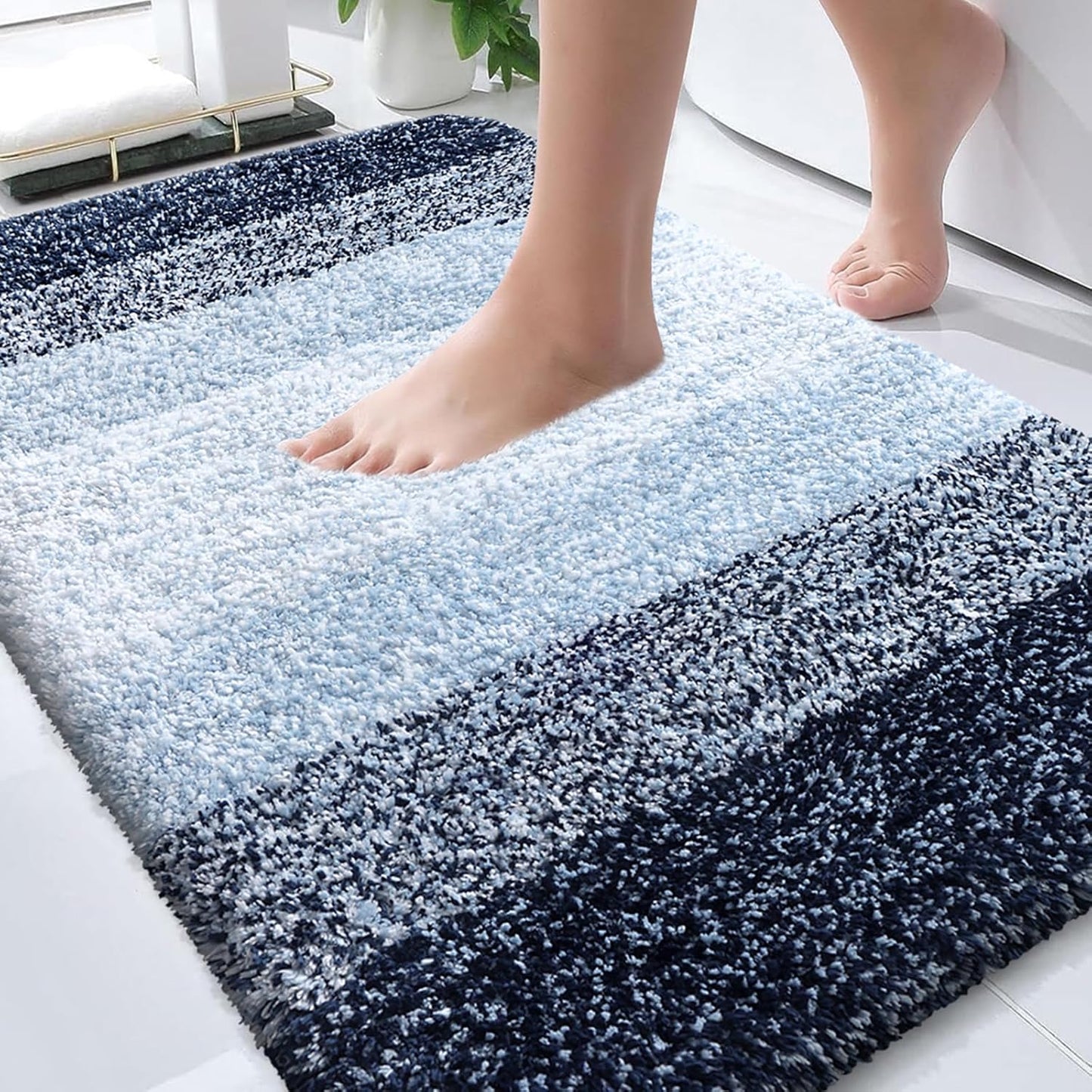 OLANLY Bathroom Rugs - Extra Soft Microfiber Mat, Quick Dry & Machine Washable - 30x20, Navy Blue