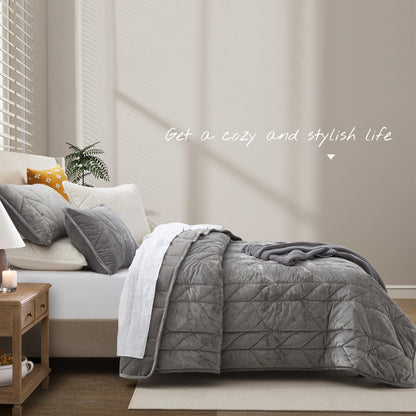 Oli Anderson Velvet Quilt Set Queen Size - Lightweight Bedspread Coverlet - Soft Velvet Comforter Set - Reversible Quilted Bedding Set for All Seasons - Ash Blue - 3 PCS (1 Quilt, 2 Pillow Shams)