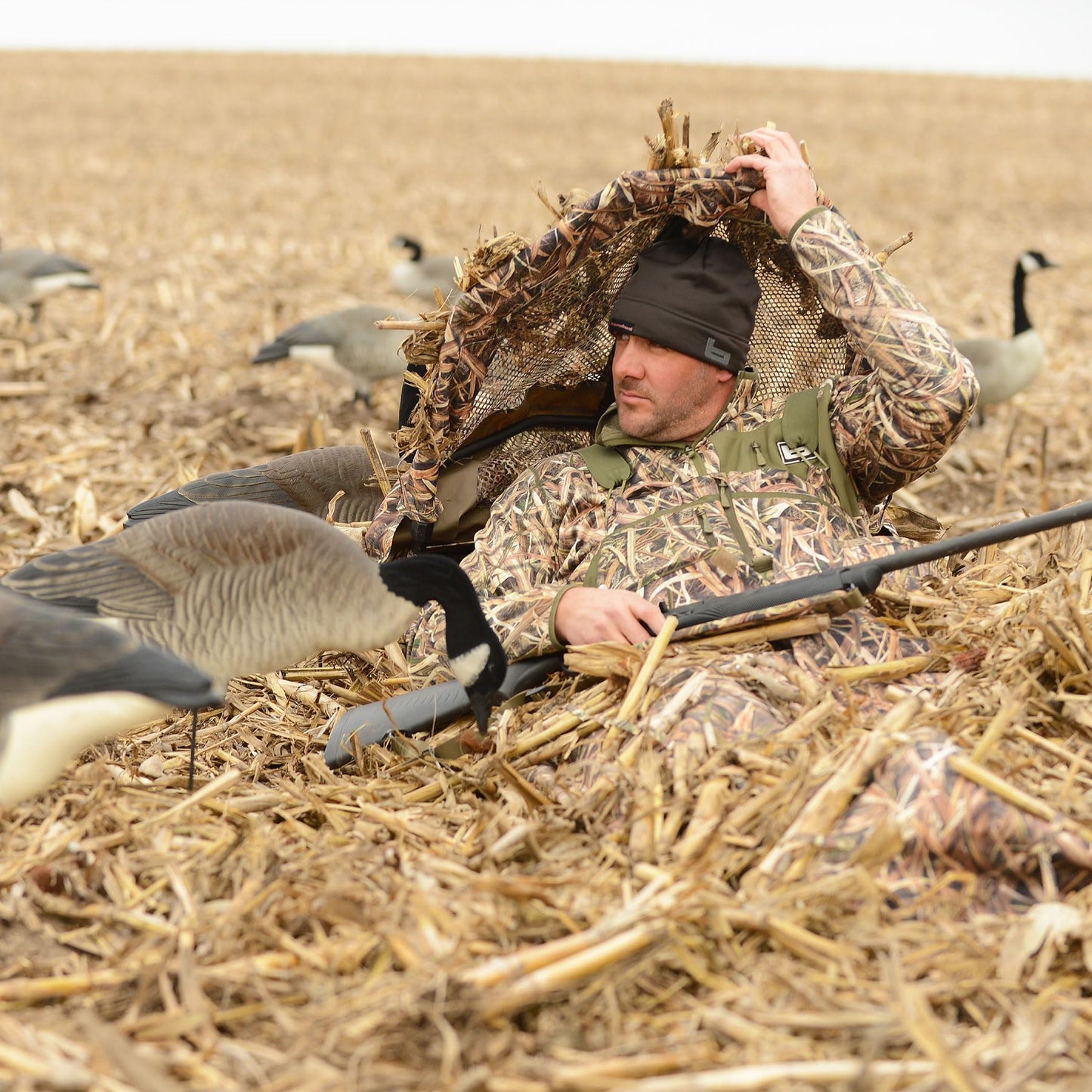 Avery Outdoors Power Hunter Layout Field Blind (Realtree Max-7 Camo)