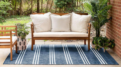 Unique Loom Outdoor Collection Area Rug - Anguilla (7' 1' x 10' Rectangle, Blue/ Ivory)