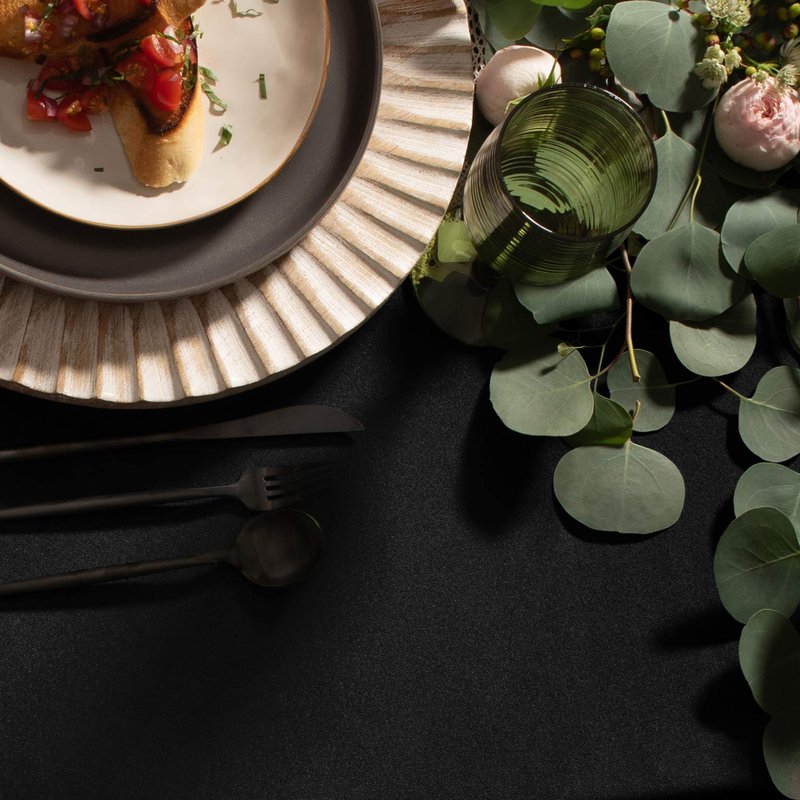 Gee Di Moda Rectangle Tablecloth - 60 x 102 Inch Black Table Cloth for 6 Foot Rectangle Tables - Heavy Duty Washable Fabric - for Holiday Party, Dinner, Weddings, Baby Shower & Events