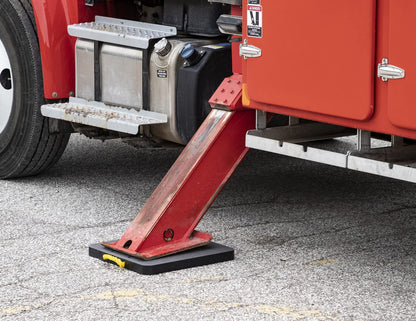 Buyers Products OP242415 HDPE Poly Outrigger Pad 24x24x1.5 Inch, Heavy Duty Jack Pad for Utility Trucks, Cranes, RV Accessories, Lightweight Non Slip Pad with Rope Handle for Trailers & Campers