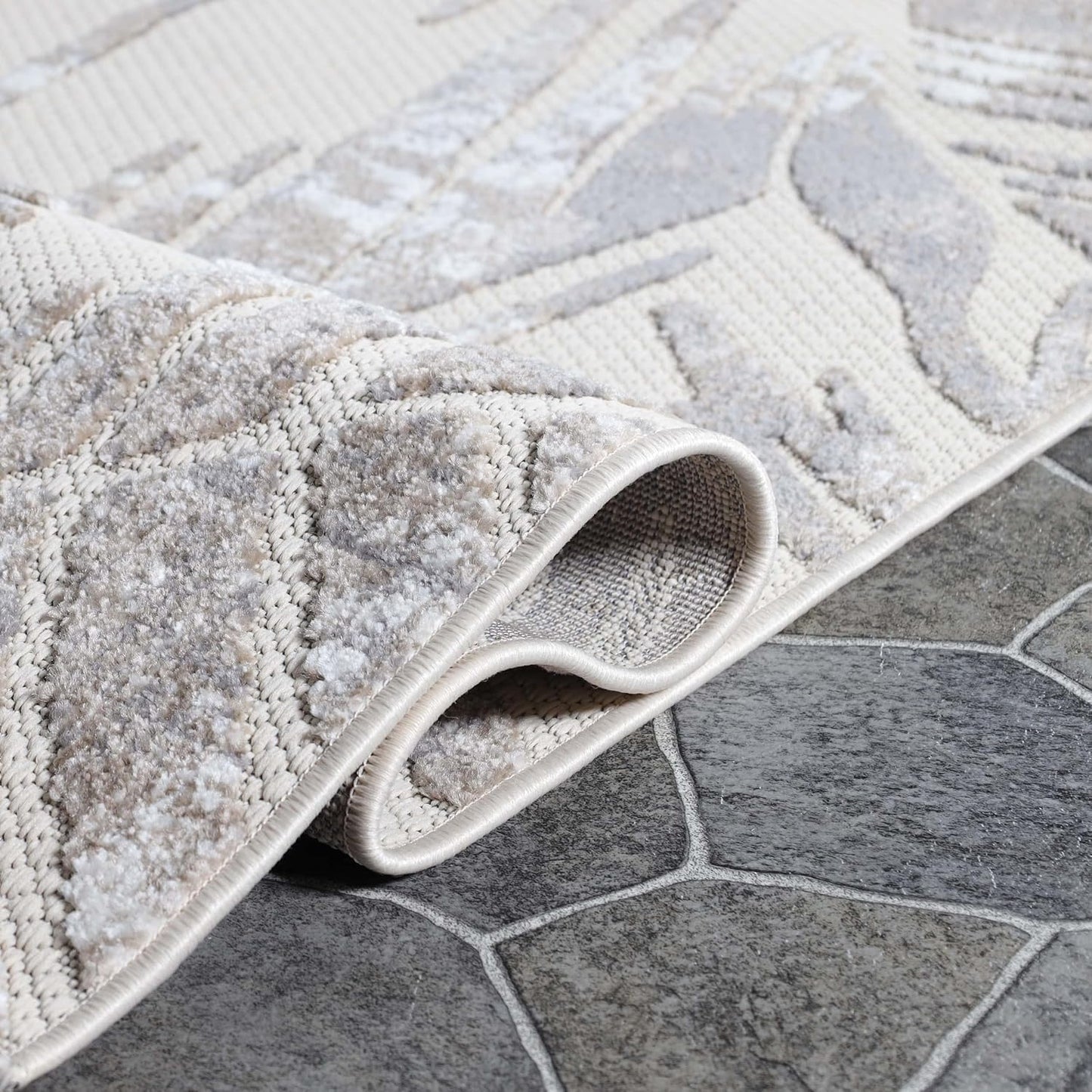 Superior Indoor Outdoor Area Rug, Floor Decor Perfect for Patio, Pool, Deck, Kitchen, Entryway, Tropical Leaves Coastal Style Rug, Siesta Collection, 5' 2" x 7' 2", Slate
