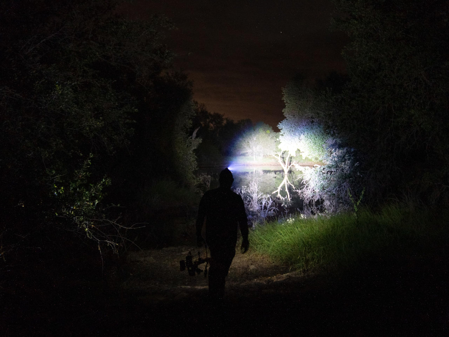 Elusive Wildlife 3-in-1 Hunting Headlamp Kit – Red Green White LEDs, 250+ Yard Long Range High Power Headlight for Hog & Predator Hunting, Camping & Hiking, Zoomable Dimmable LED