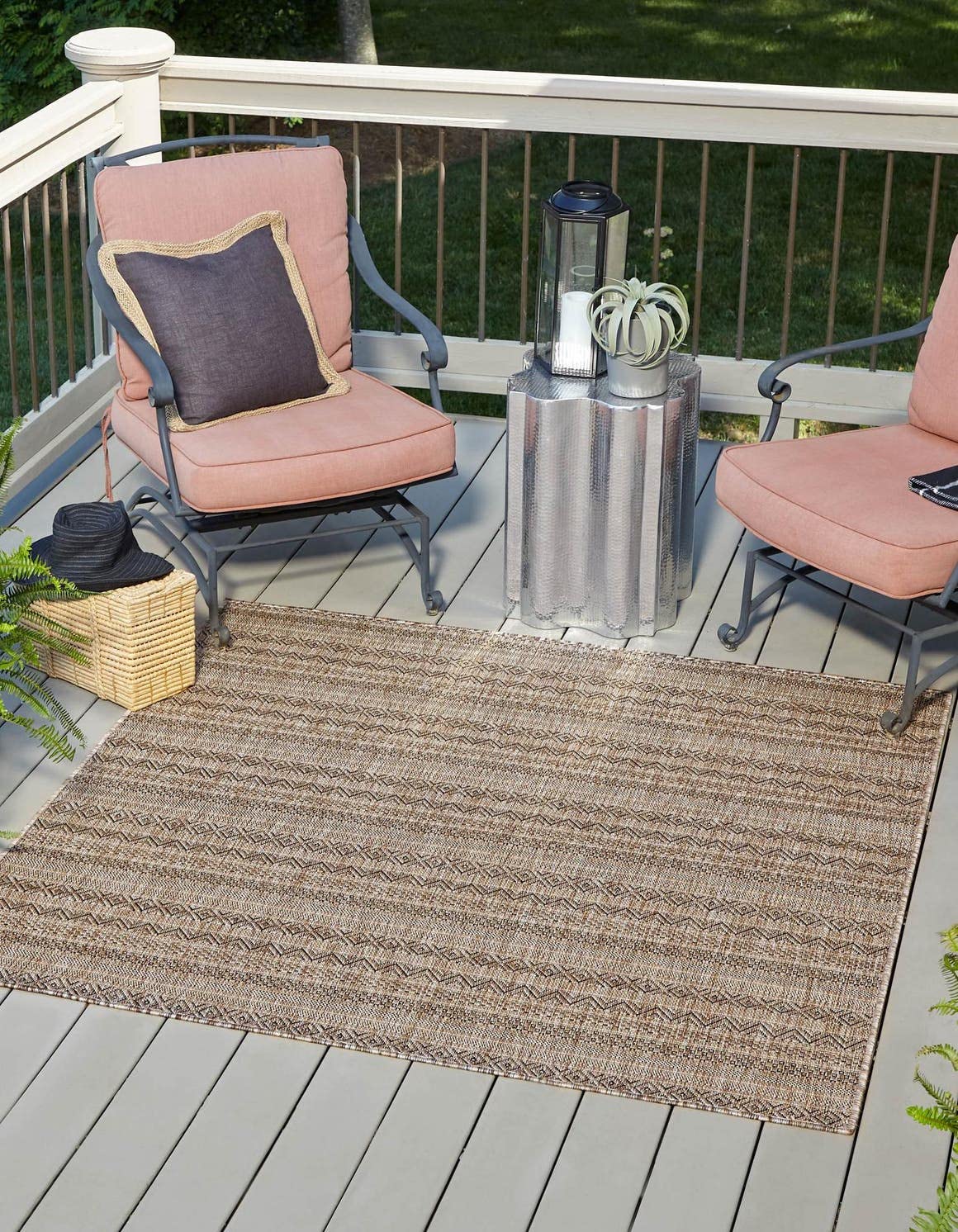 Unique Loom Outdoor Striped Collection Area Rug - Maia (7' 10" Square, Natural/Black)