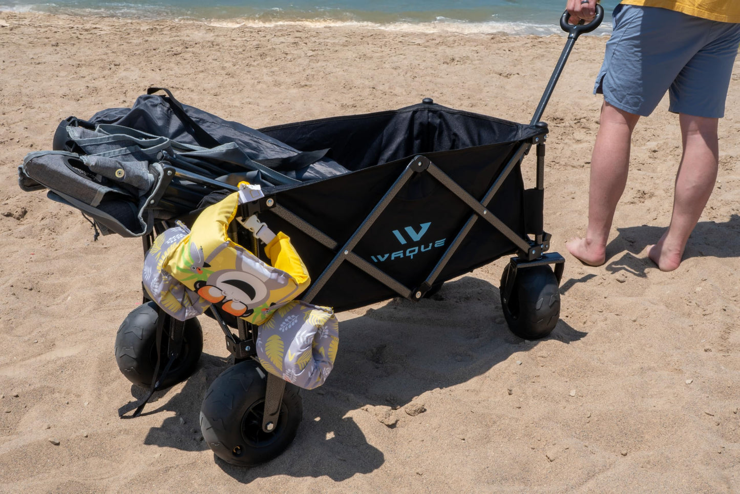 WAQUE Folding Utility Wagon Cart, Tires for Sand Heavy, Duty Beach Garden Cart with Sand Wheels (Black)