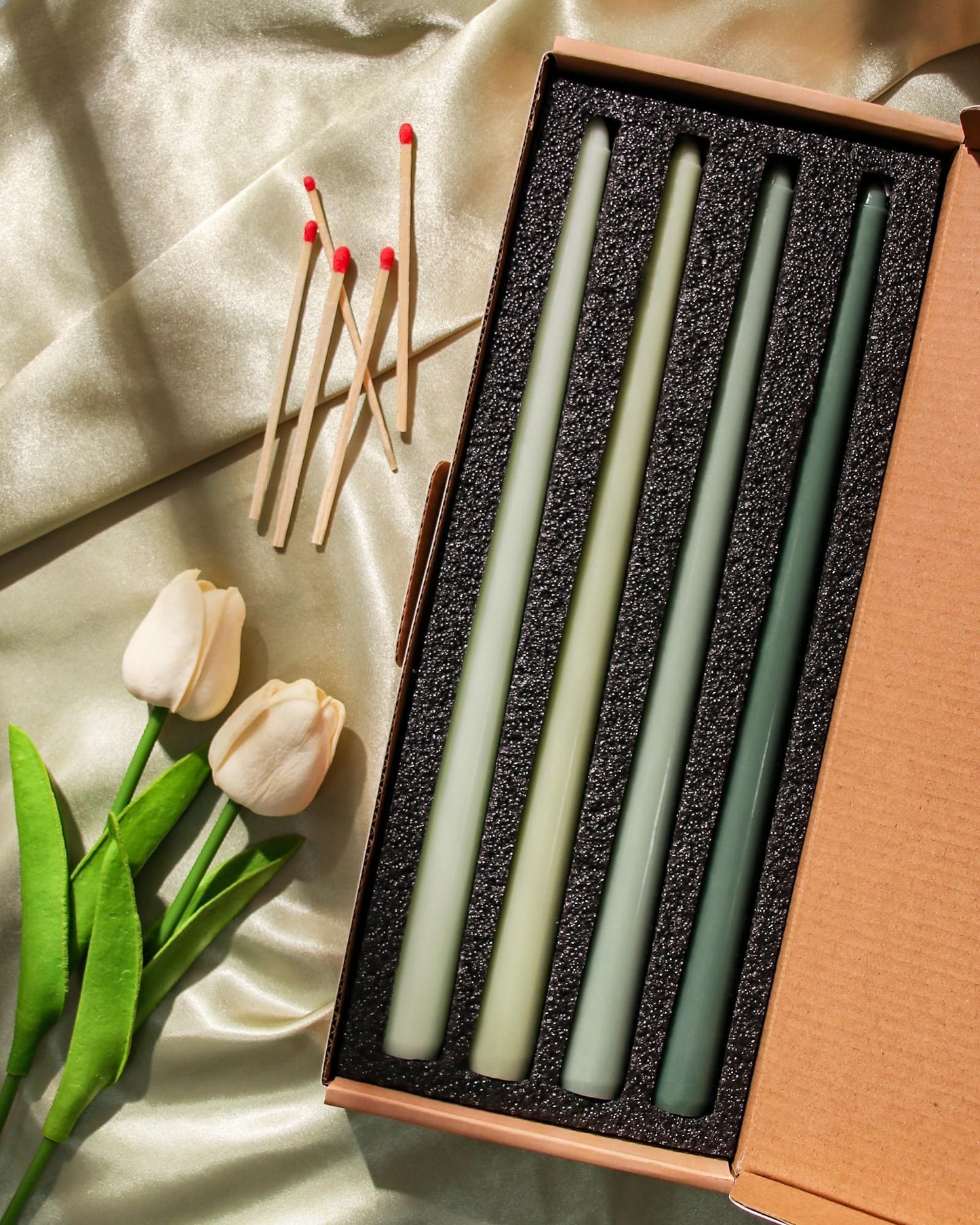 Viyffo 12 Inch Green Taper Candles 4 Pack Unscented Smokeless Long Tall Tapered Candles for Candlesticks Sticks Wedding Home Decor Dinner