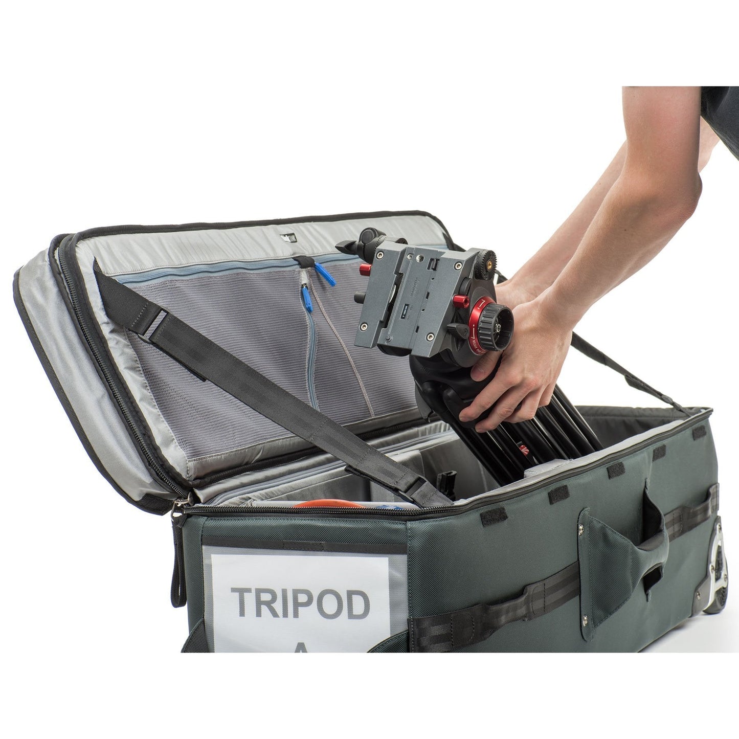 Think Tank Tripod Manager 44 Rolling Case