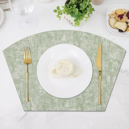 Homaxy Round Table Placemats Set of 6, Washable Wedge Shaped Faux Leather Table Mats, Wipeable Kitchen Dinner Place Mats for Indoor Outdoor, Grass Green