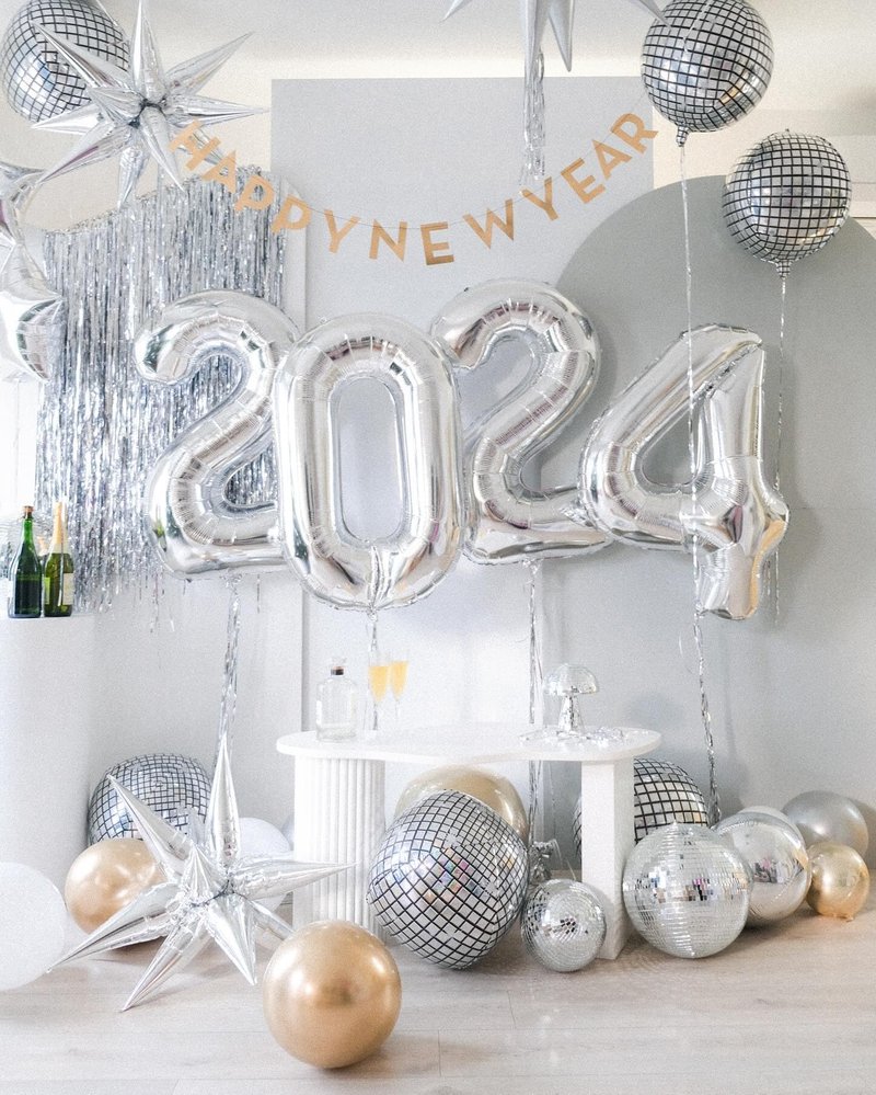 Silver Number 26 Balloon 40 inch, 26 Number Balloons, 26th Silver Birthday Decorations, 26 Year Old Women Men Silver Party Supplies