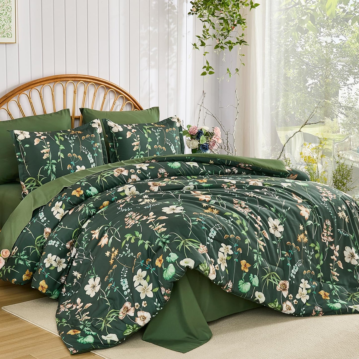 DJY Queen Comforter Set, Green Botanical Floral Bedding Comforter Sets Queen Size for All Seasons, 7 Pieces Bed in a Bag Lightweight Microfiber Comforter Set with Sheets Pillowcases & Shams