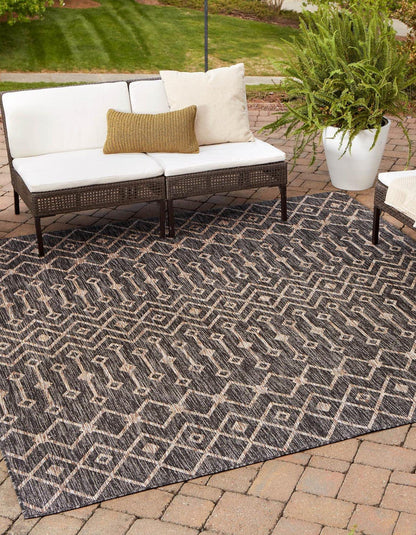 Unique Loom Outdoor Trellis Collection Area Rug - Tribal Trellis (13' Square, Charcoal Gray/ Natural)