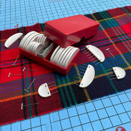 Red Suricata Curved Knit Blocking Combs Set of 25 Curved Edge Blockers for Knitting & Crochet Projects Extra 100 T pins Use with Blocking Mats - Patent Pending (25 Blockers - 2 Sizes)