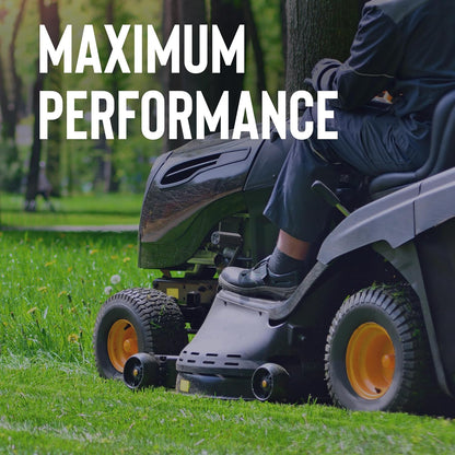 STP Premium Small Engine Oil - SAE 10W-30 Formula Reduces Wear for Lawnmowers & Tractors | 32 Oz
