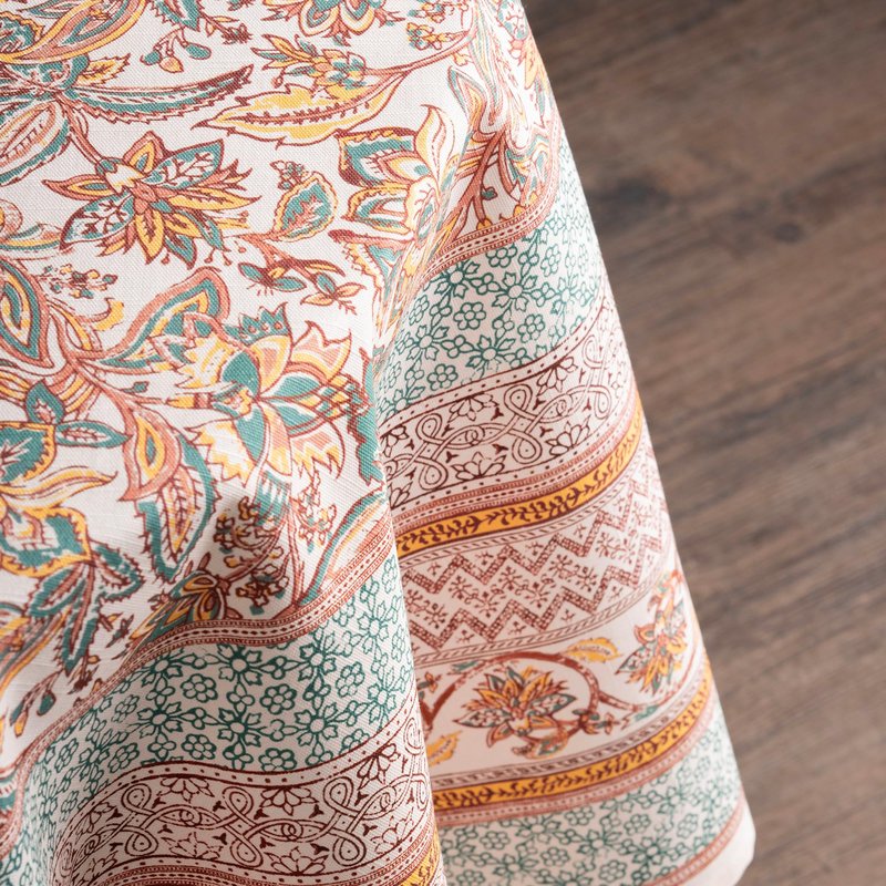 Maison d' Hermine Table Cloth Round Table 100% Cotton 63 Inches Fall Tablecloth Reusable Everyday Use for Thanksgiving Christmas Decorations Dining Farmhouse Party (Nila)
