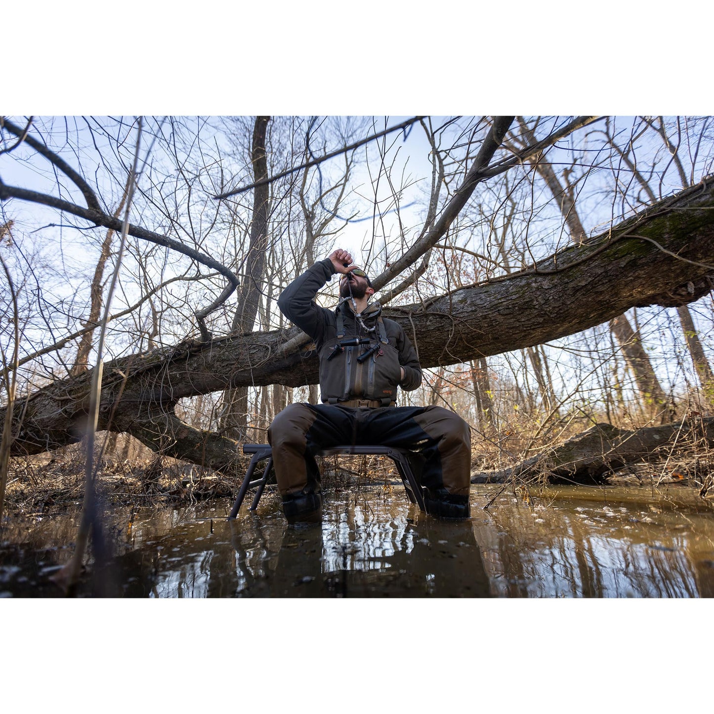 Momarsh Lightweight Adjustable Mobile Bench Seat | Weather-Proof Bench Seat with Breathable, Quick Dry Mesh, Removable Pocket, Drink Holder, and Adjustable Carry Strap | Must Have Hunting Gear