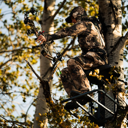 Rivers Edge® Big Foot™ Lever-Action Hang-On Treestand, Lightweight, Flip-Up Padded Seat, 24” x 28” Platform