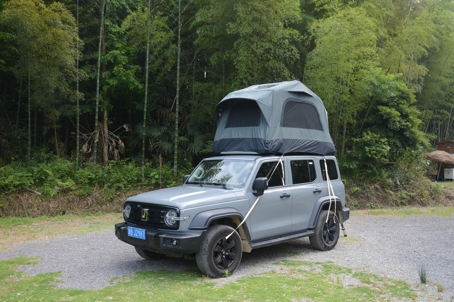 GDFStudio Inflatable Roof Top Tent for SUV Truck Car, 2 Person Rooftop Camping Tent with Air Beam Structure, Panoramic Skylight, Telescoping Ladder & Quick Setup, Outdoor Waterproof Travel Tent, Gray