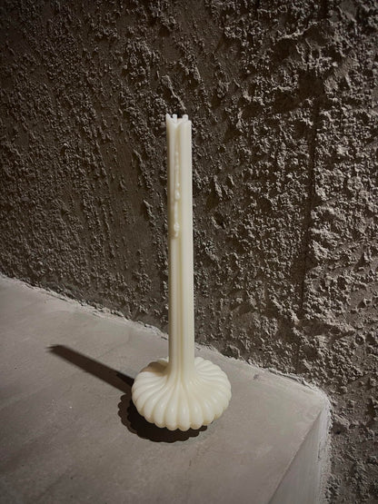 Hyznengu Pumpkin Base Candle - Tall Handmade Scented Soy Wax Pillar Vase Candle with Elegant Aesthetic， Housewarming Gift, Shelf & Coffee Table Centerpiece, White (Large)