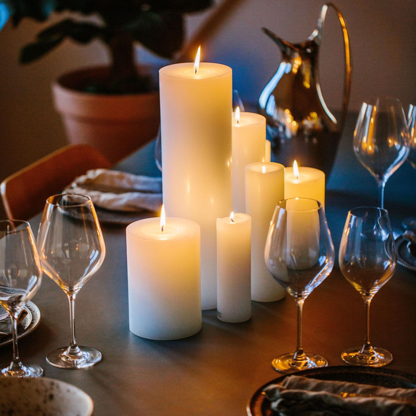 Pillar Candles, Handmade in Europe, 4 Pack – RSPO Certified, Dripless & Smokeless Velas, Long Burning Candles 70 Hours per Large Candle, Unscented Candle Set (4 pcs, Ø 2.8 in x H 4.7 in, Off-White)