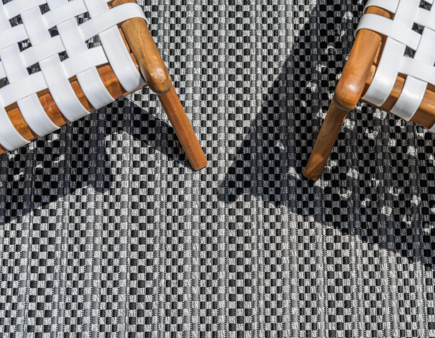 Unique Loom Outdoor Border Collection Area Rug - Checkered (8' x 11' 4" Rectangle, Gray/ Black)